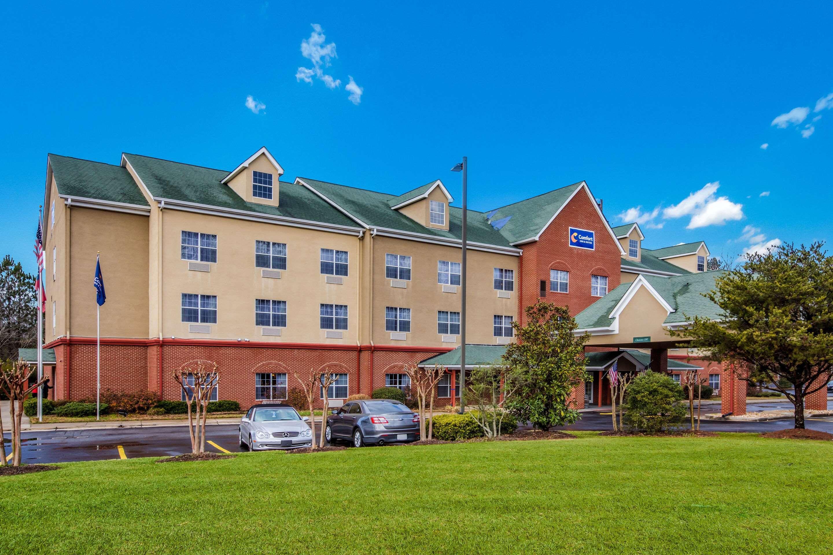 Comfort Inn & Suites Fairburn - Atlanta Southwest Exterior photo